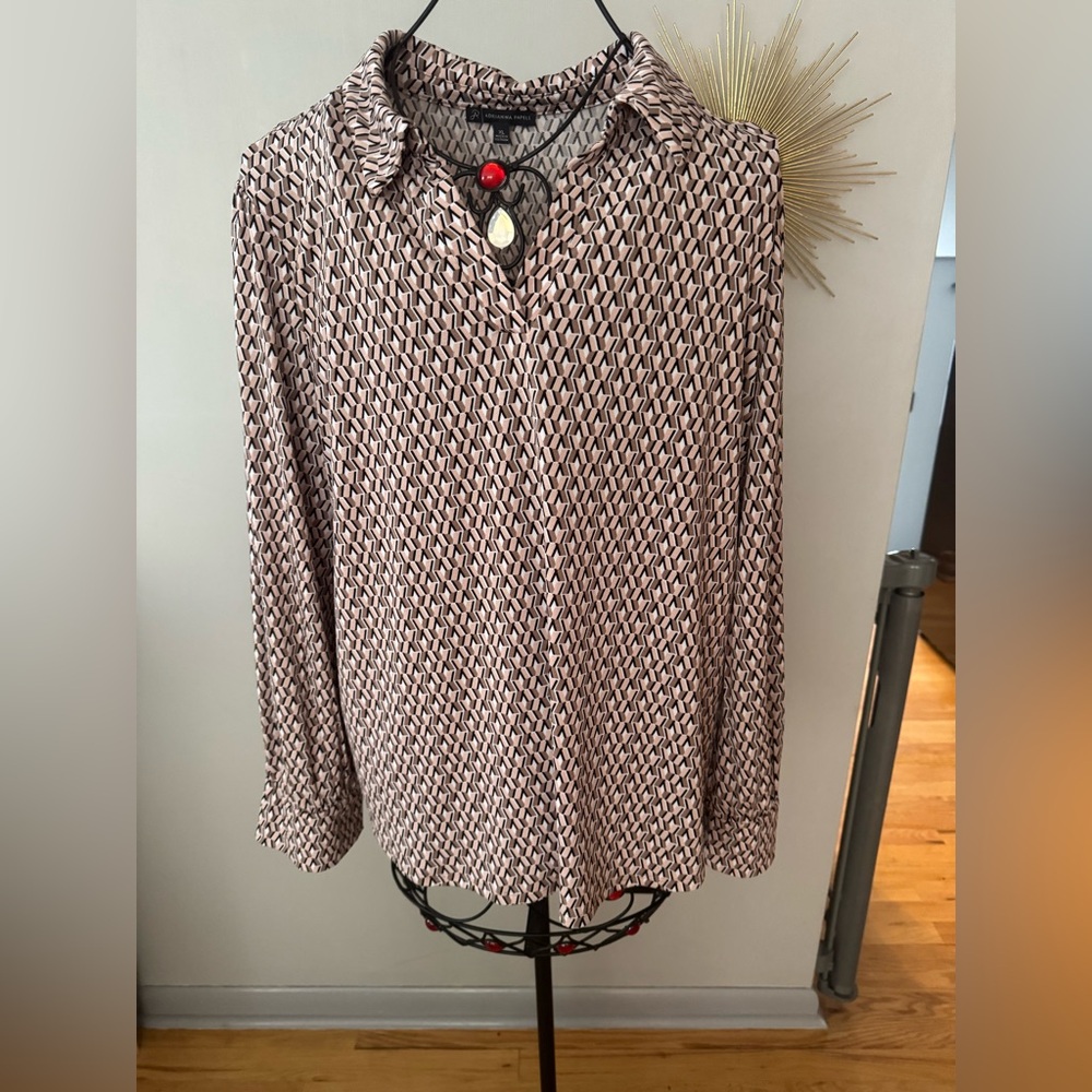 Adrianna Papell Black and White Patterned Blouse